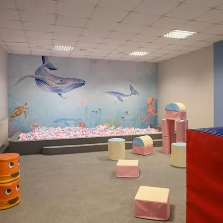 Ruegen Ifa, Apartman *